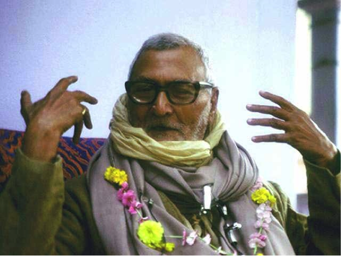 Srila Bhakti Rakshak Sridhar Dev-Goswami Maharaj :: Srila-sridhar-seva ...